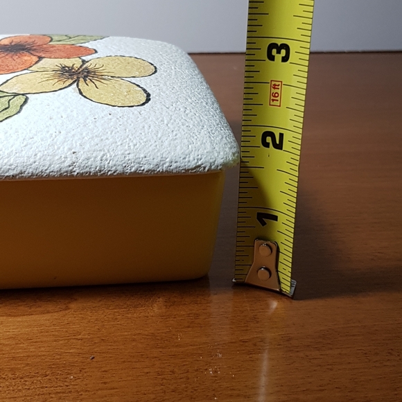 Holland Mold Yellow Dish with Flowered Print Lid - Picture 7 of 7